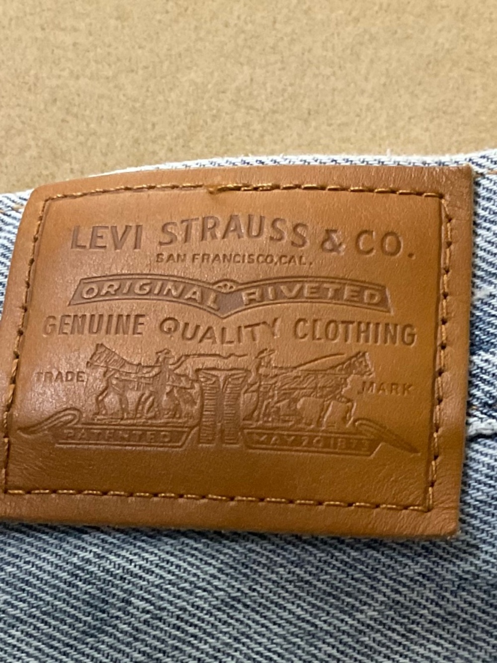 Levi’s Super Baggy Barrel Jeans - Picture 3 of 7